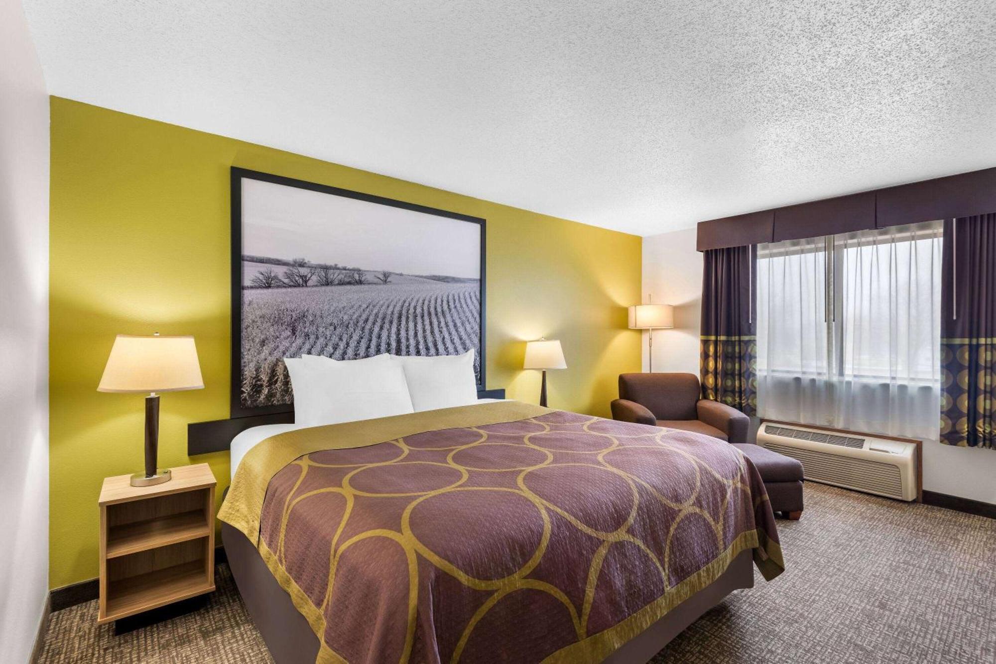 Super 8 By Wyndham