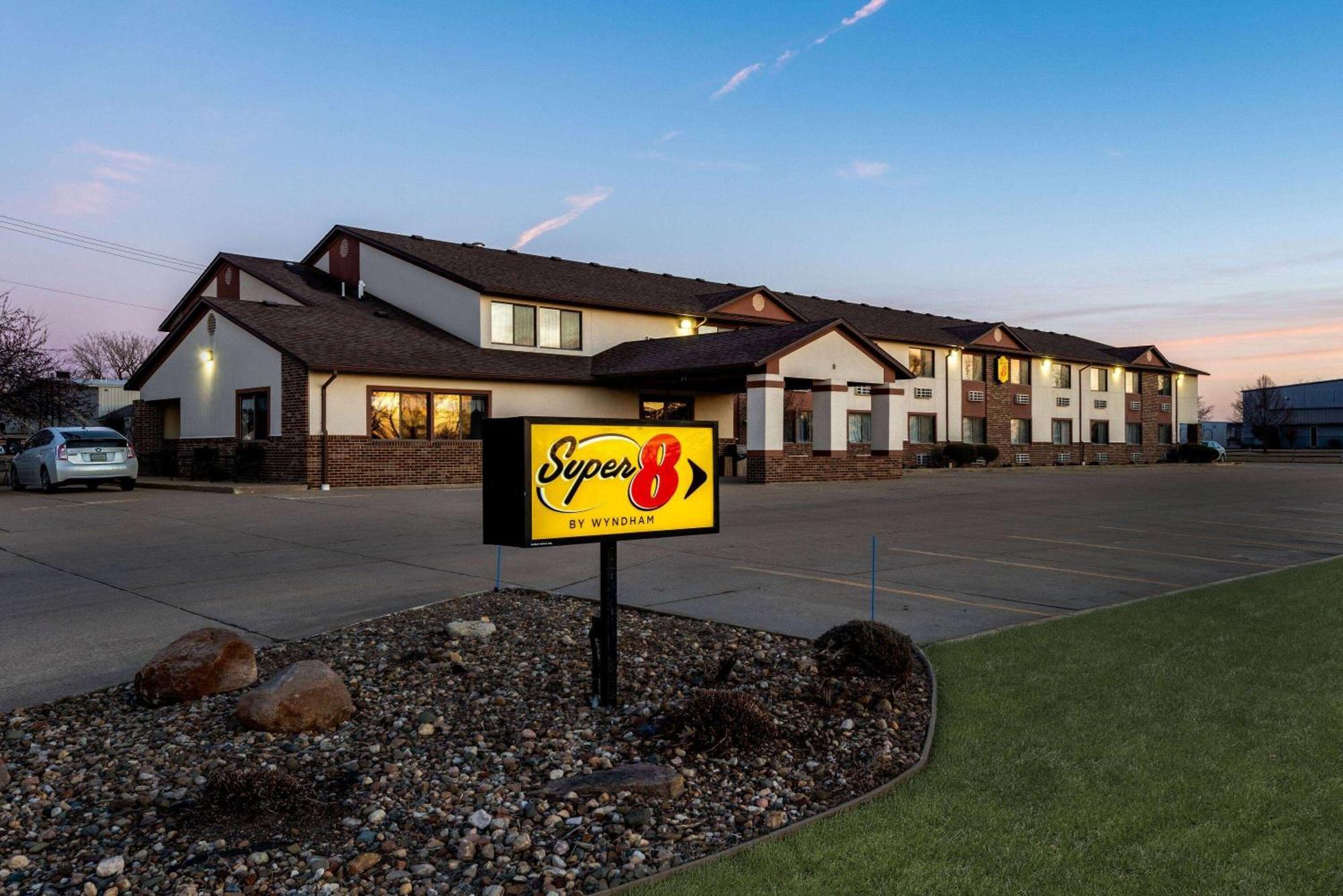 Super 8 By Wyndham 2*